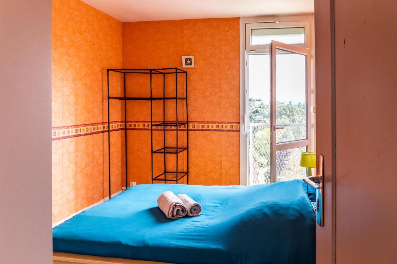 Cap Sud - 53m2- Vue Pyrenees- Hypercentre-wifi Fibre -nouvelle Literie Apartment Tarbes